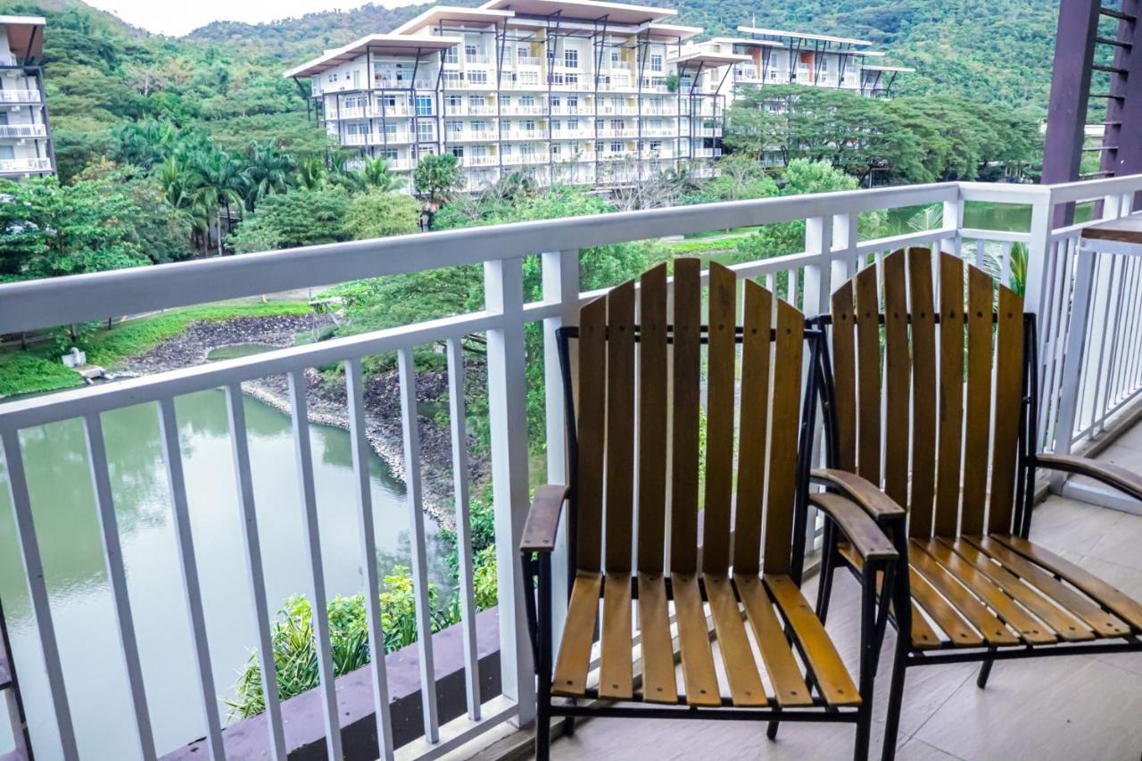Pico De Loro Hamilo Coast By Beach Homes 나숙부 외부 사진
