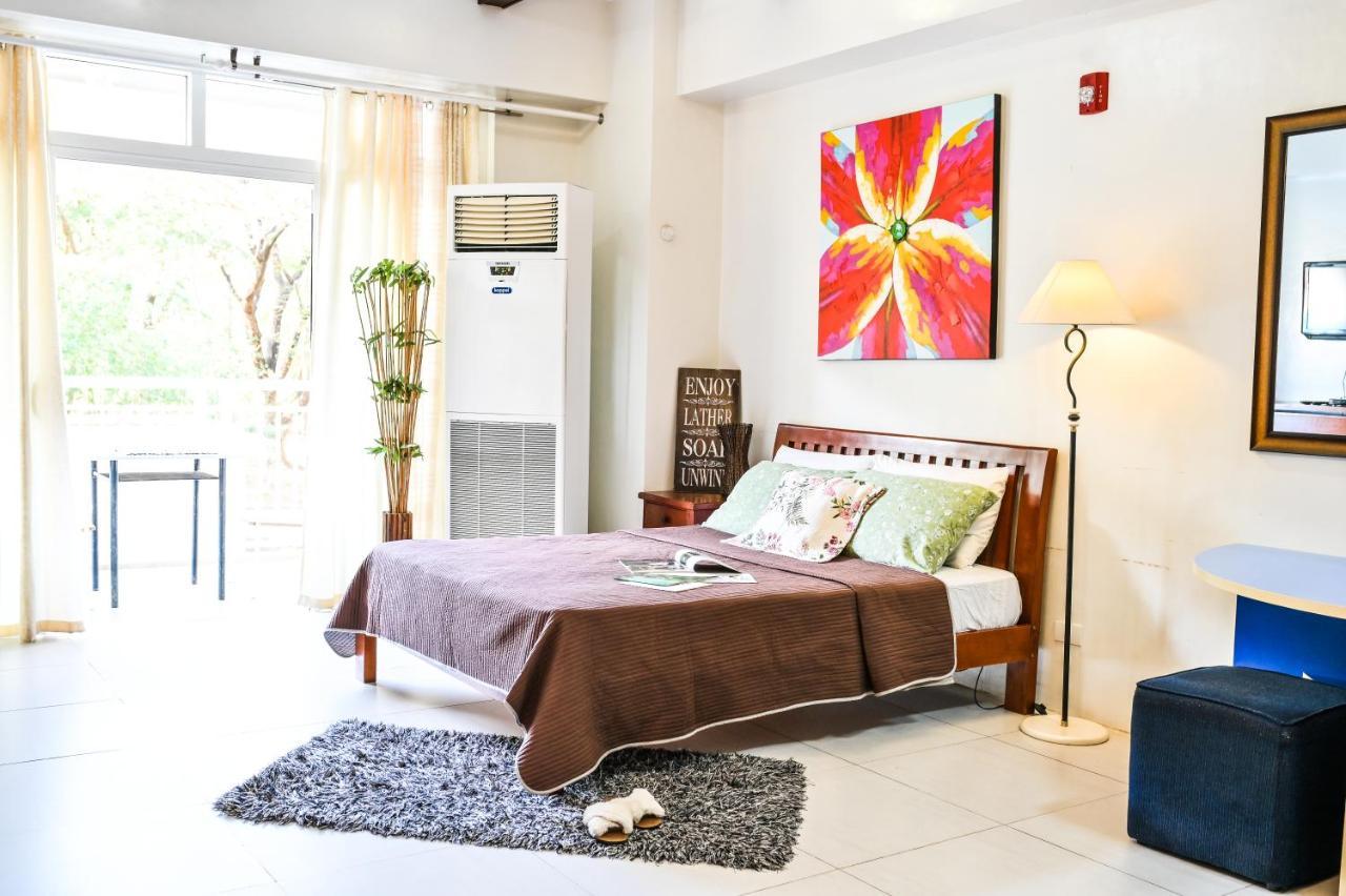 Pico De Loro Hamilo Coast By Beach Homes 나숙부 외부 사진
