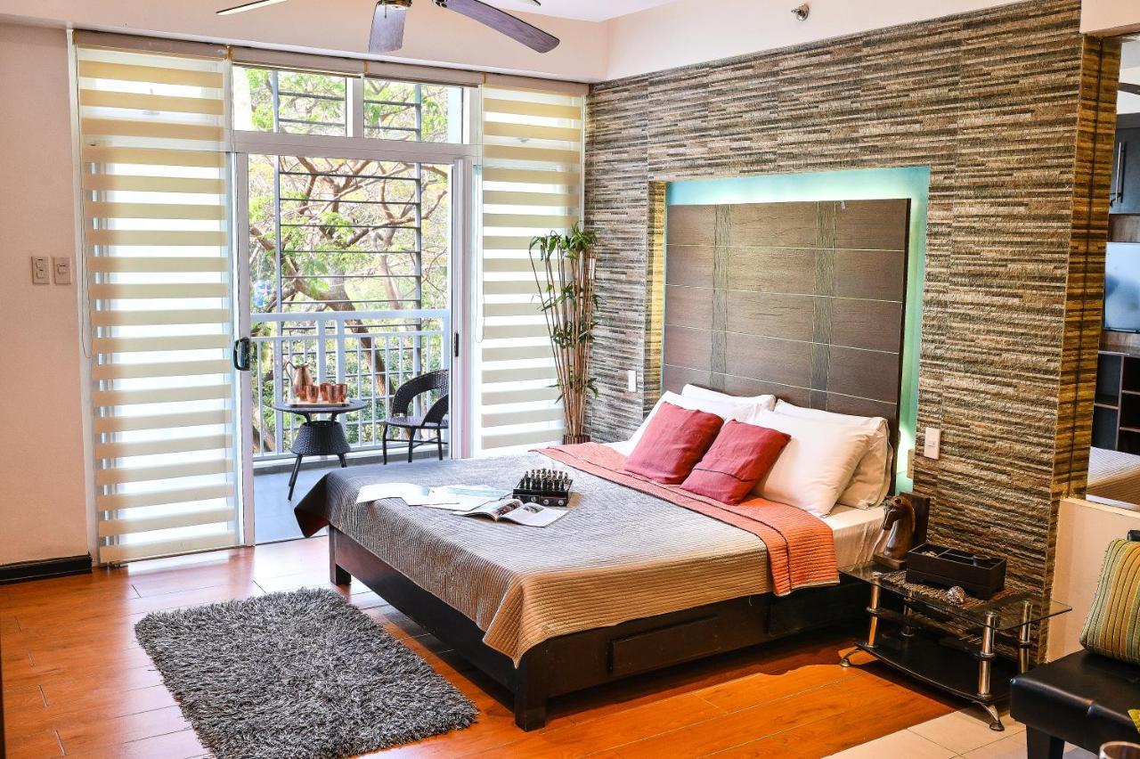 Pico De Loro Hamilo Coast By Beach Homes 나숙부 외부 사진