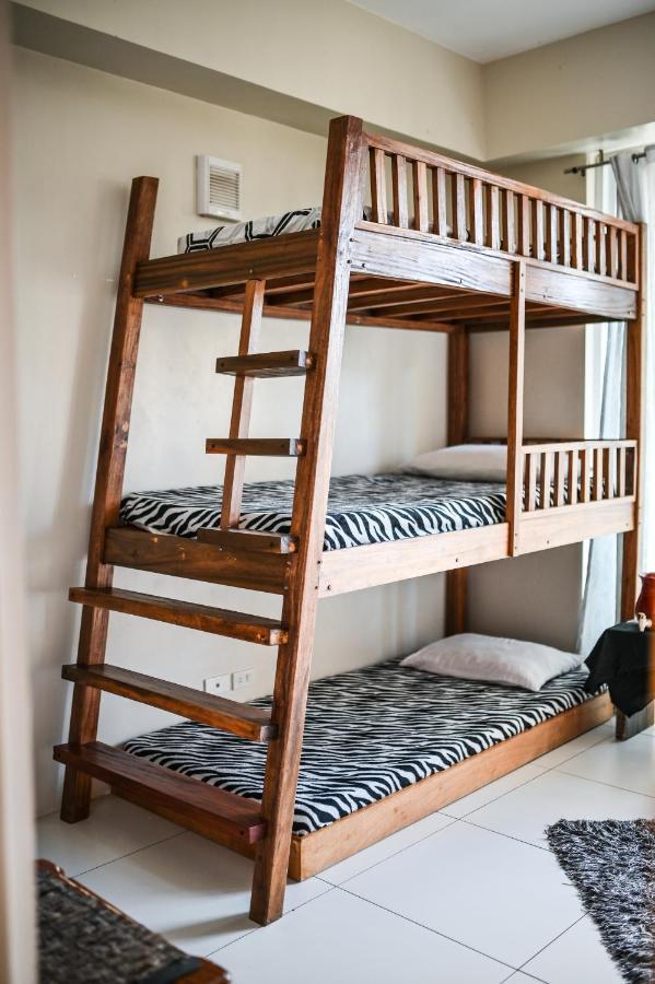Pico De Loro Hamilo Coast By Beach Homes 나숙부 외부 사진